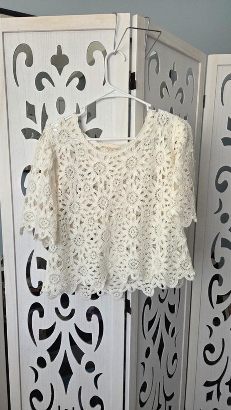 Solitaire Womens S Ivory Crochet Lace Top Floral Boho 3/4 Sleeve Scalloped Hem